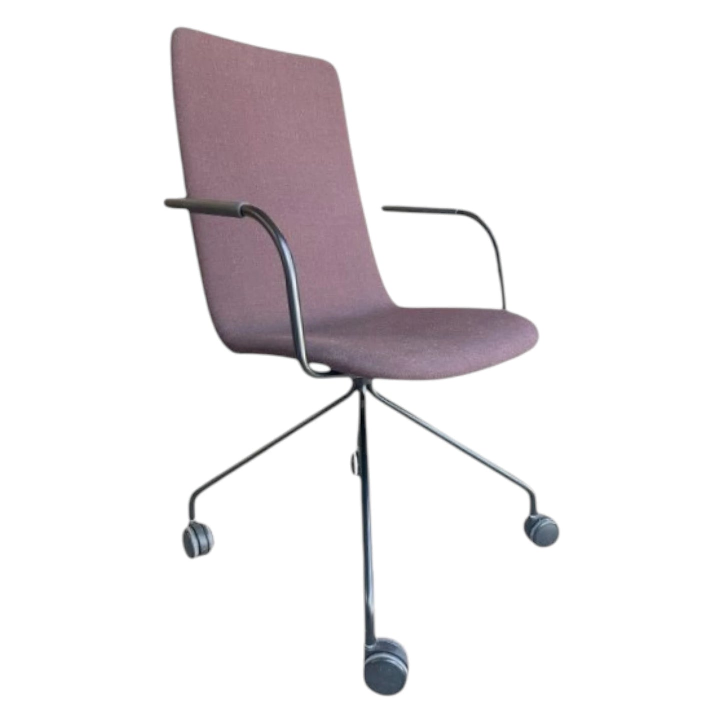 Sola konferencestol med høj ryg, armlæn og hjul. DEMO.