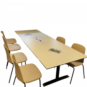 Mødebord i hvid laminat