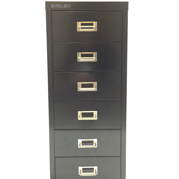 Brugte skriveborde Se stort udvalg her Office Outlet