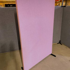 DEMO akustik skærmvæg fra Lintex, lyserød