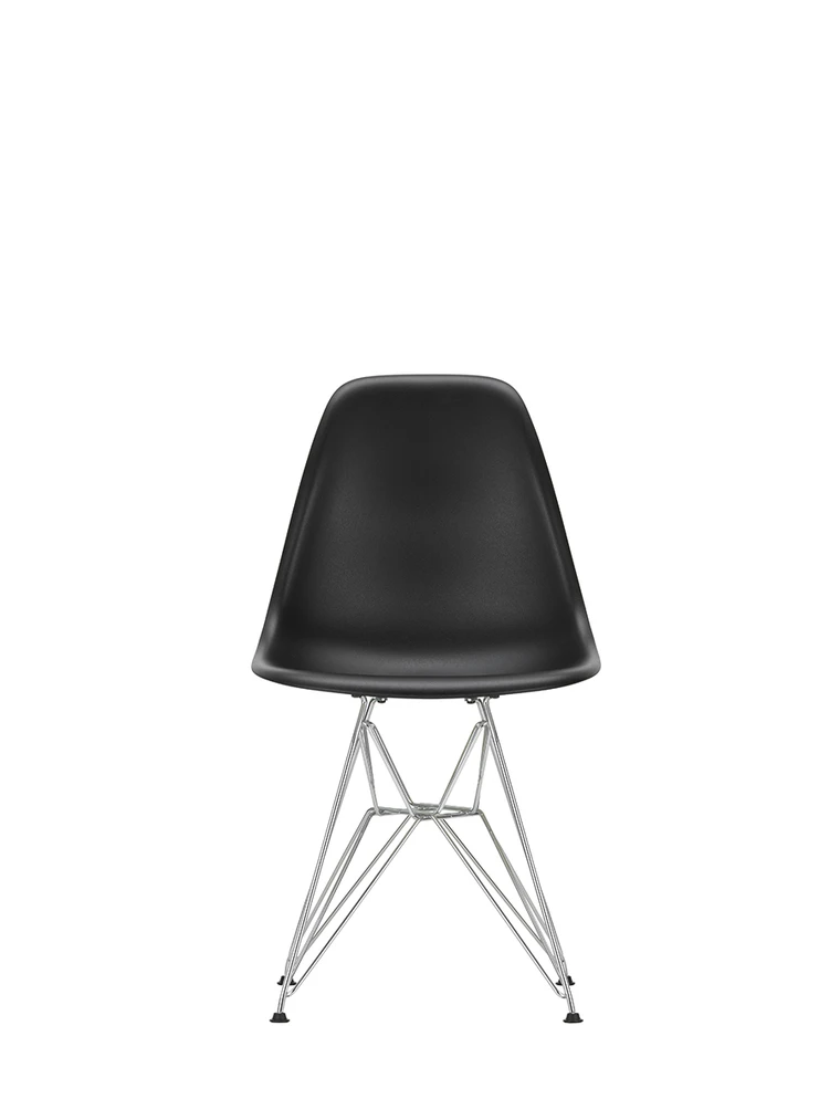 2779042_Eames_Plastic_Side_Chair_DSR_-_12_deep_black_-_01_chrome_-_centre_master